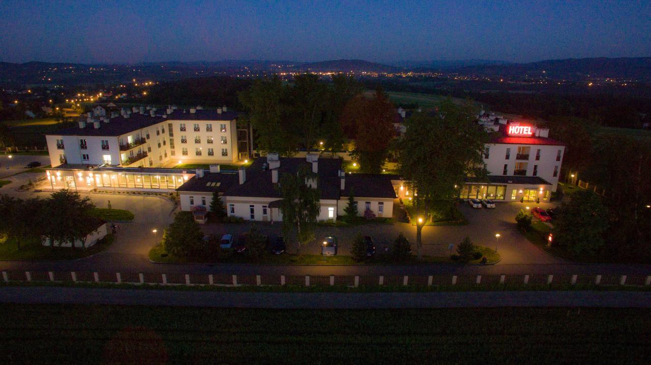 Hotel Radocza Park Business Esterno foto