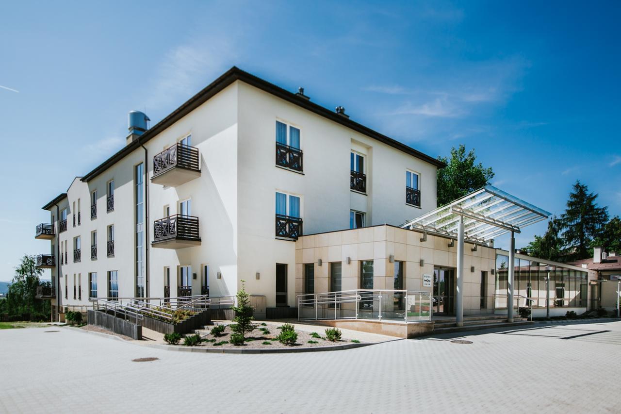 Hotel Radocza Park Business Esterno foto
