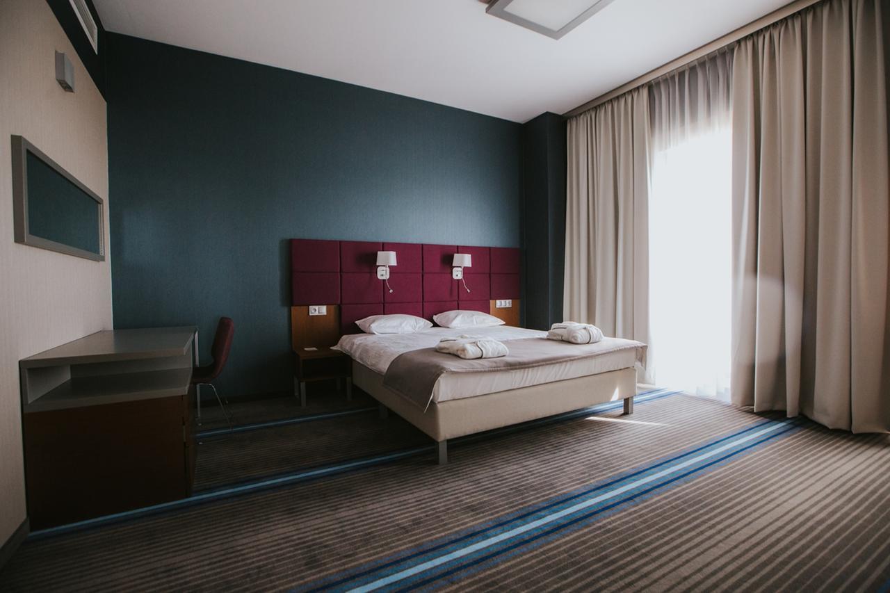 Hotel Radocza Park Business Esterno foto