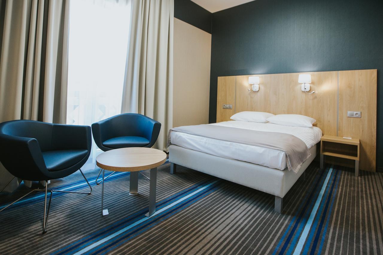 Hotel Radocza Park Business Esterno foto
